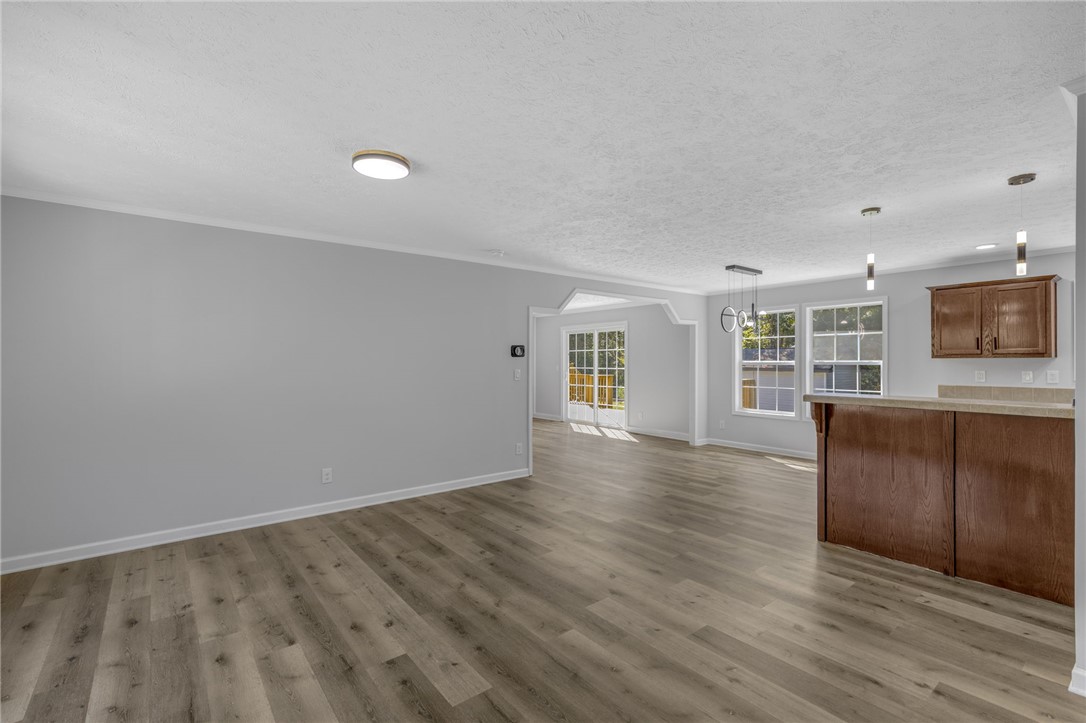 287 Carousel Road Gray Court, SC 29645 - Photo 7 of 36