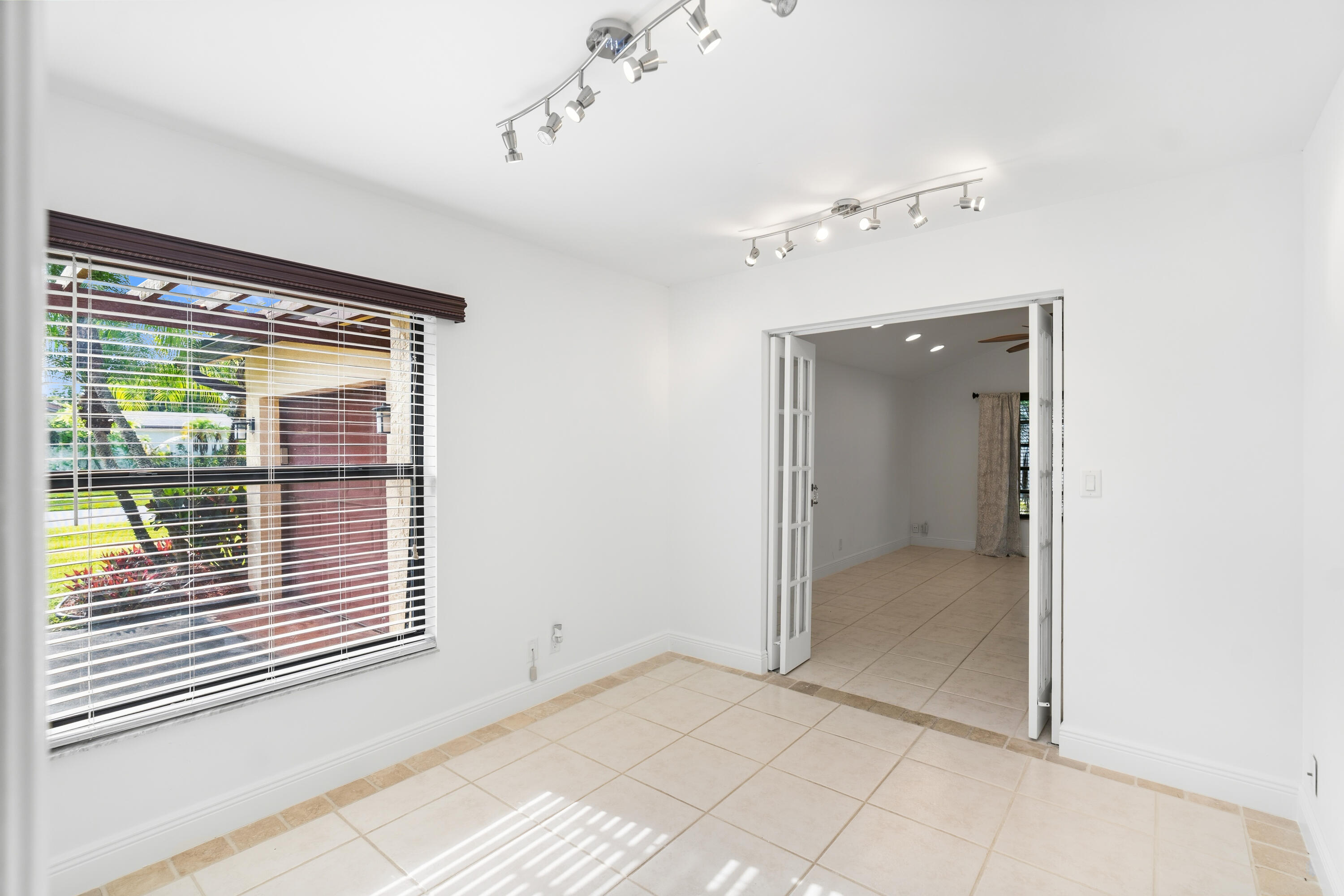 18051 104th Terrace South Boca Raton, FL 33498 - Photo 22 of 36 DSC08086