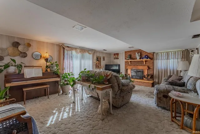 $159,900 | 1032 West Brandon Avenue, Marion, IN 46952