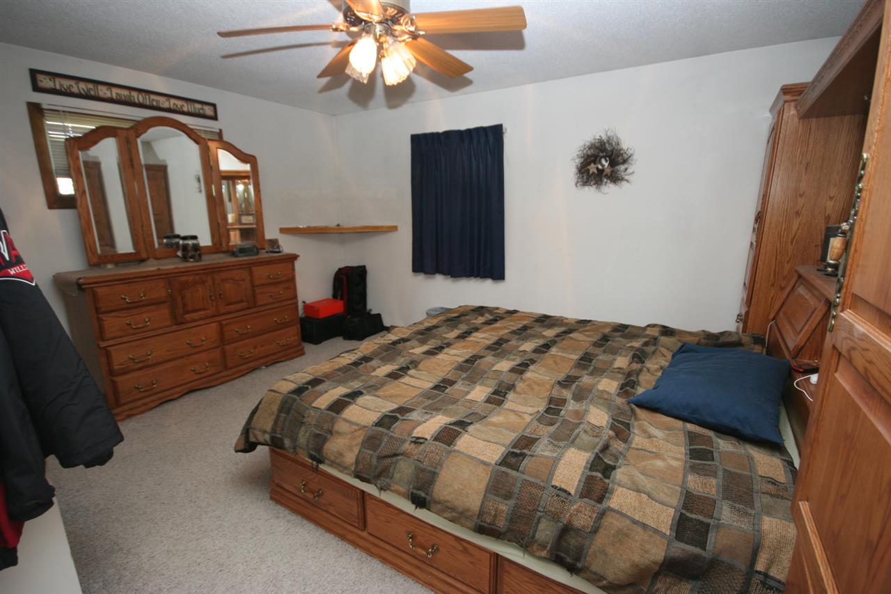 132 Country Club Road Williamsburg, IA 52361 - Photo 13 of 26 Gallery Image 13