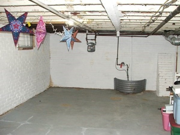 405-407 Springfield Street Chicopee, MA 01013 - Photo 11 of 13 Gallery Image 11
