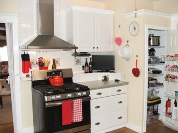 405-407 Springfield Street Chicopee, MA 01013 - Photo 7 of 13 Gallery Image 7