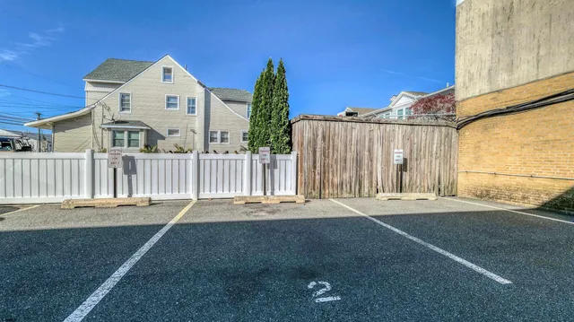 $569,000 | 7811 Atlantic Avenue, Unit 2, Margate City, NJ 08402