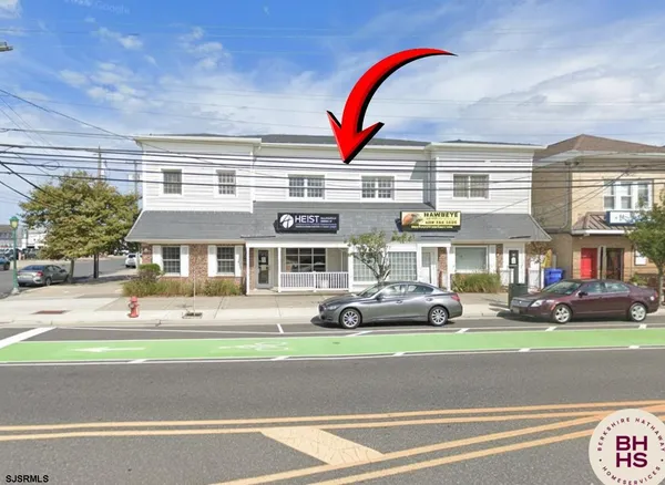 $569,000 | 7811 Atlantic Avenue, Unit 2, Margate City, NJ 08402