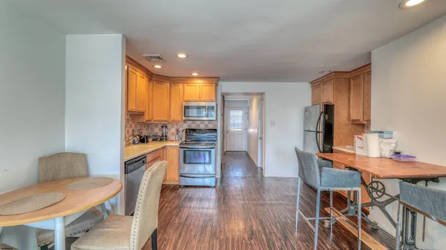 $569,000 | 7811 Atlantic Avenue, Unit 2, Margate City, NJ 08402