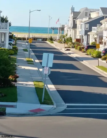 $569,000 | 7811 Atlantic Avenue, Unit 2, Margate City, NJ 08402