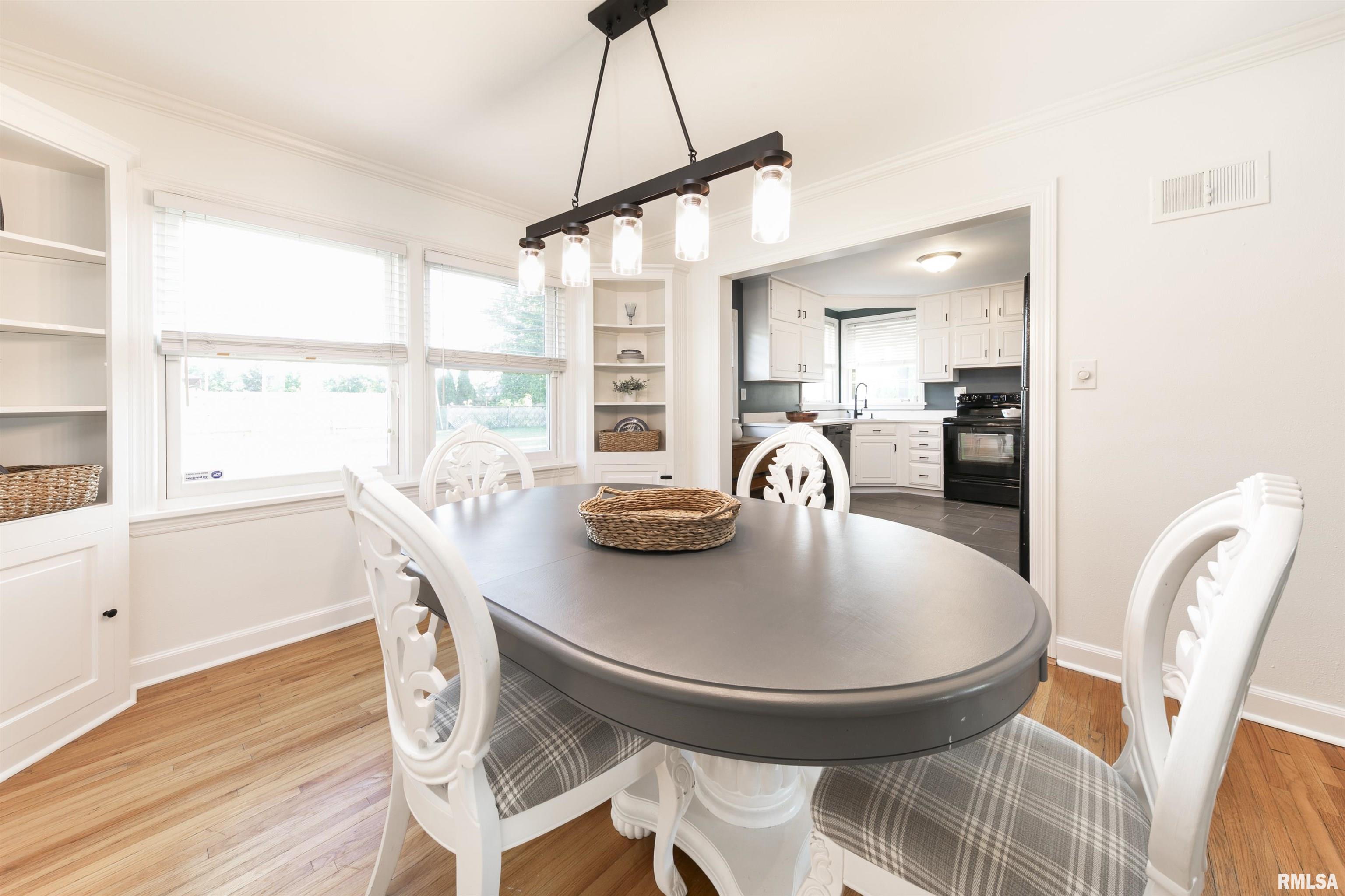 518 West Ridgemont Road Peoria, IL 61614 - Photo 12 of 36 Gallery Image 12