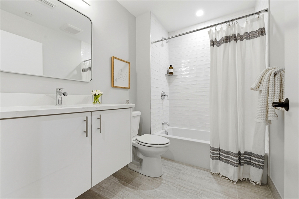 230 Friend Street, Unit 2 Boston, MA 02114 - Photo 20 of 23