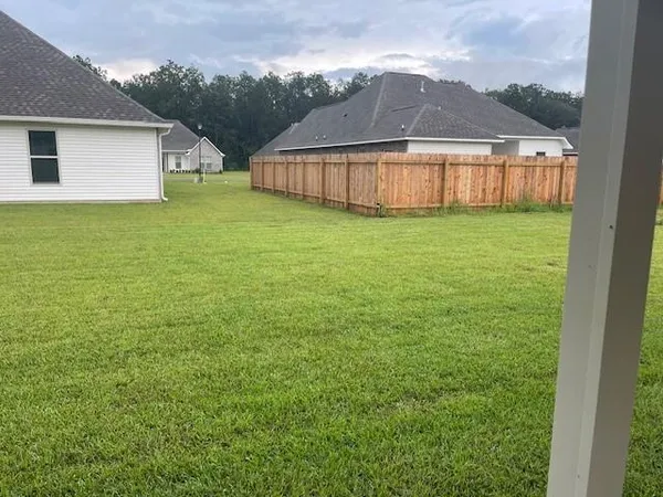 $2,200 | 42290 Blue Bay Drive, Ponchatoula, LA 70454