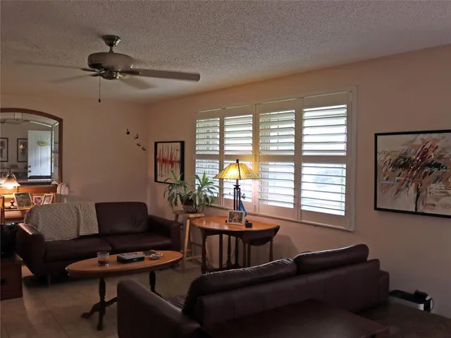 $425,000 | 506 Casas Bonitas Drive, Nokomis, FL 34275