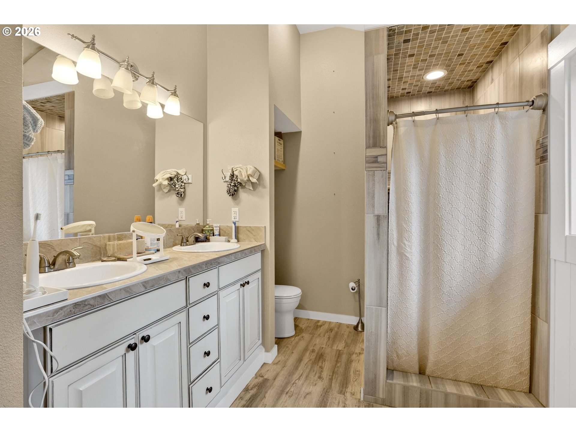 24511 Northeast W H Garner Road Yacolt, WA 98675 - Photo 17 of 40