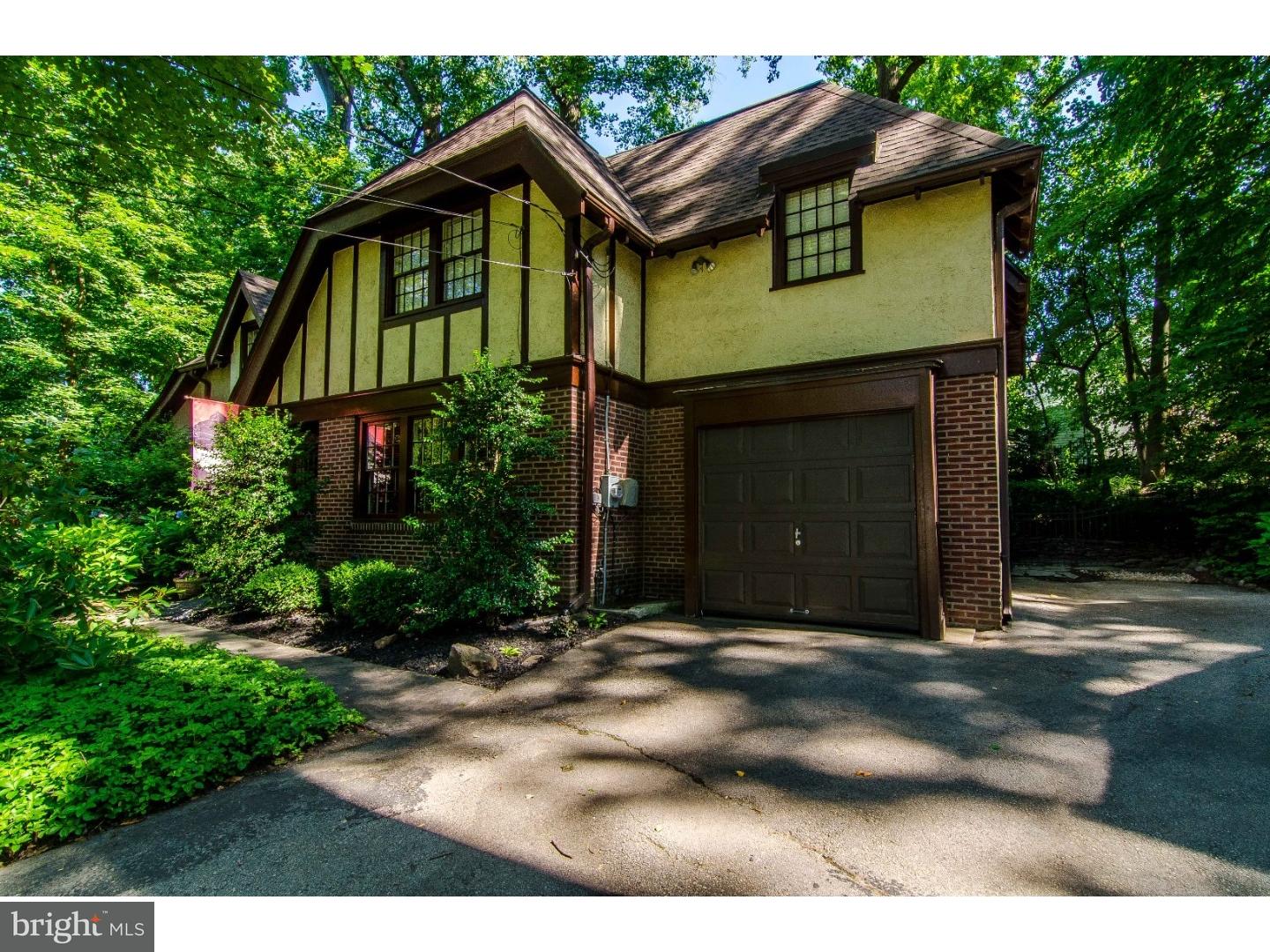 329 Valley Road Havertown, PA 19083 - Photo 4 of 24 Exterior Side