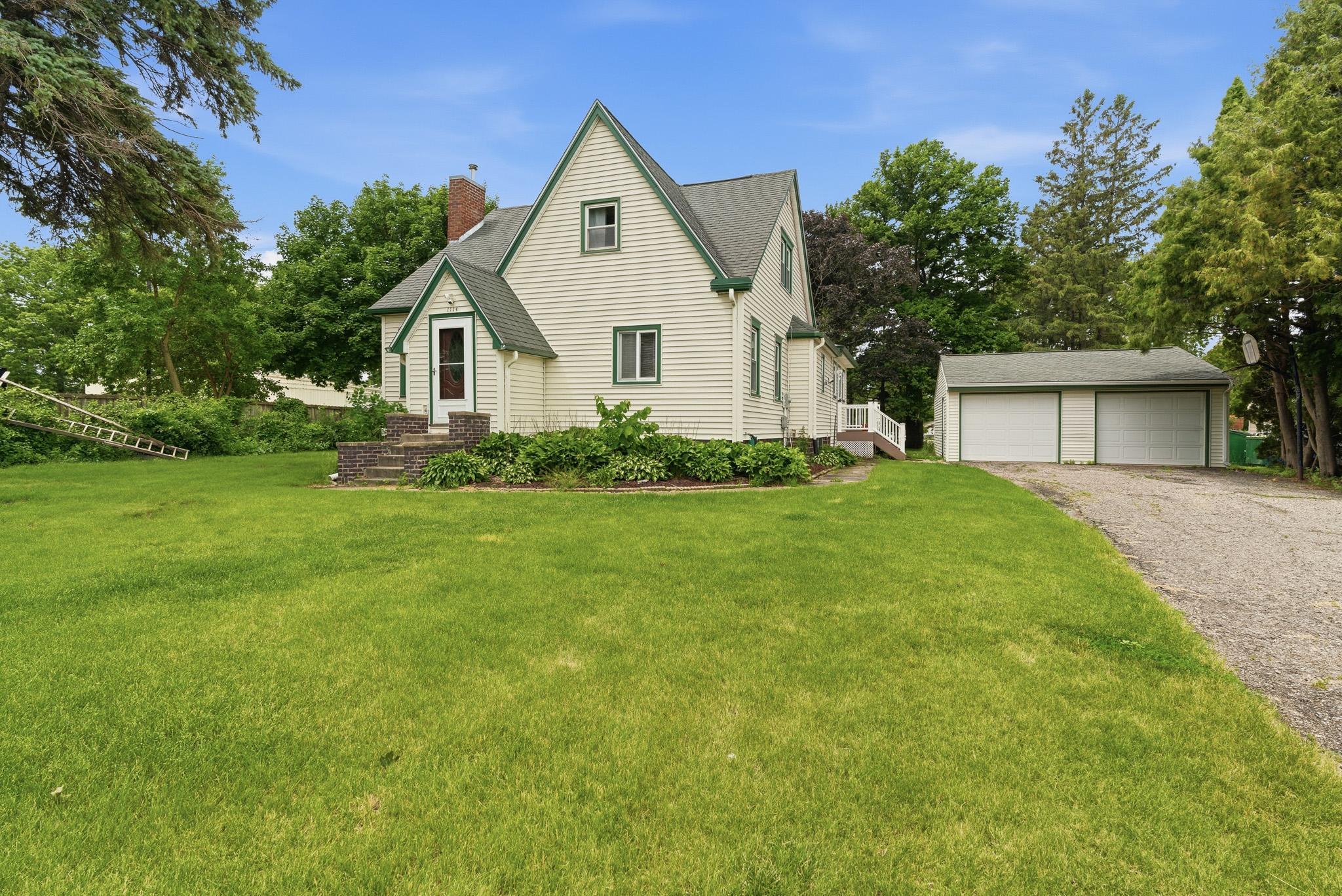 1113 North State Street Waseca, MN 56093 - Photo 4 of 51