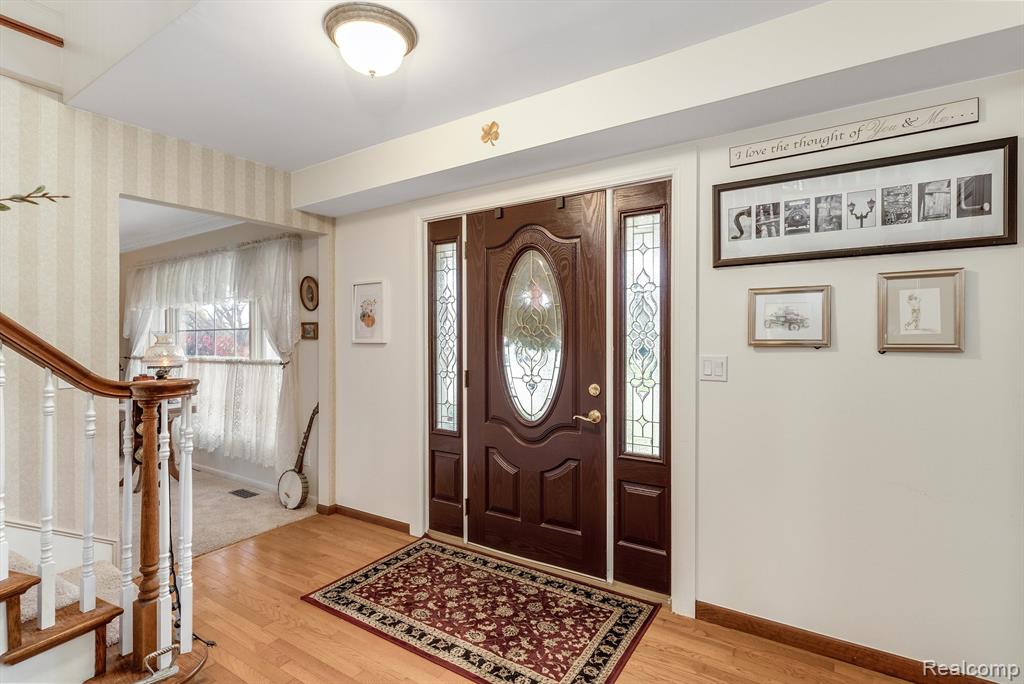 682 Heritage Lane Rochester Hills, MI 48309 - Photo 6 of 88
