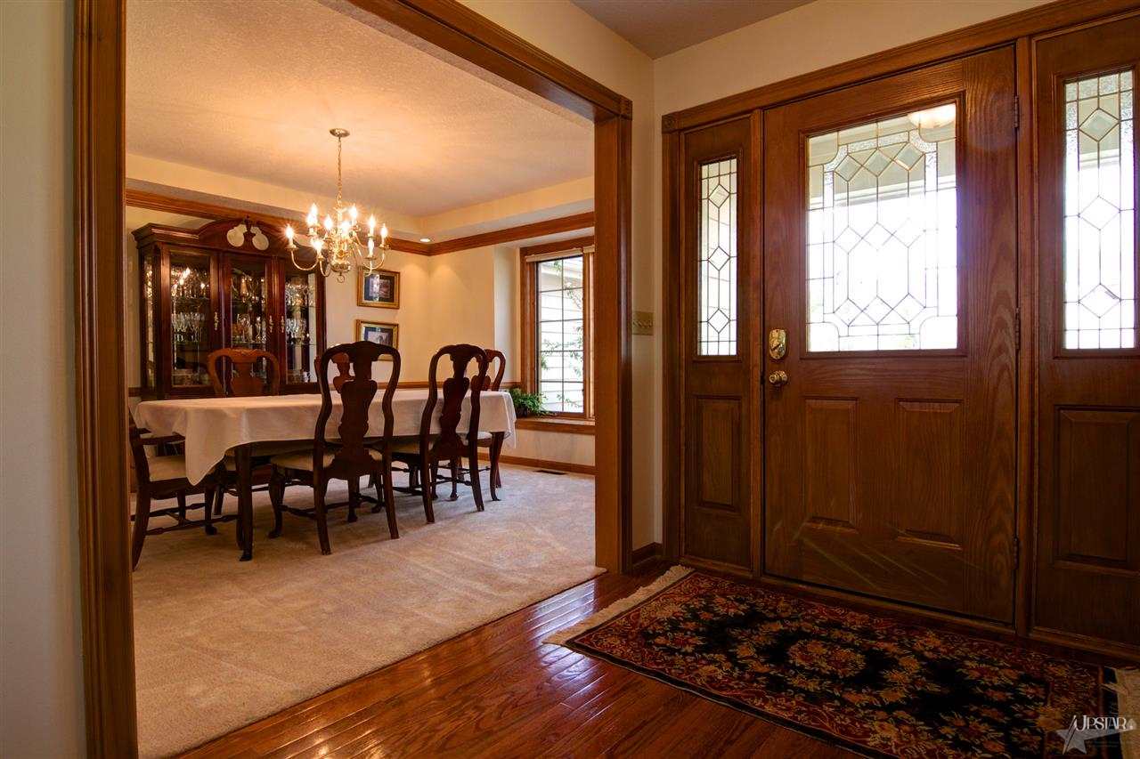 14531 Waterbrook Road Fort Wayne, IN 46814 - Photo 2 of 30 Gallery Image 2