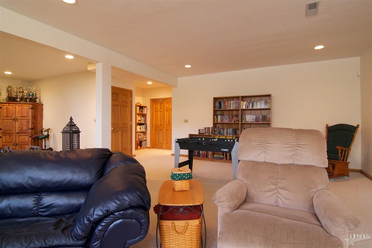 14531 Waterbrook Road Fort Wayne, IN 46814 - Photo 22 of 30 Gallery Image 22