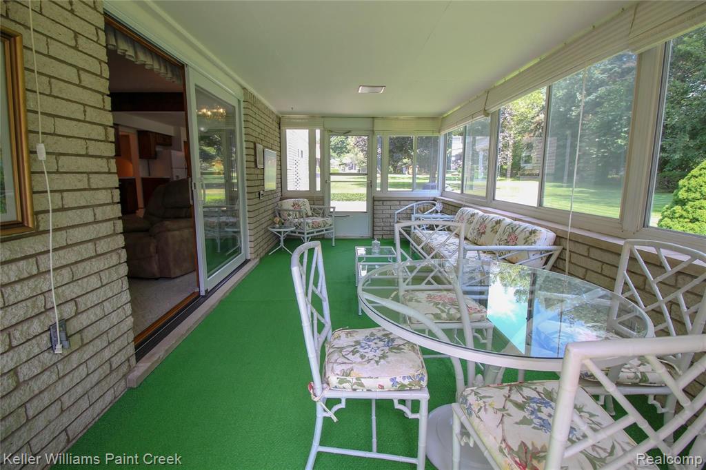 622 Bridgestone Drive Rochester Hills, MI 48309 - Photo 16 of 45