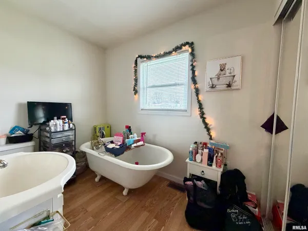 $127,000 | 318 Lift Street, Shawneetown, IL 62984