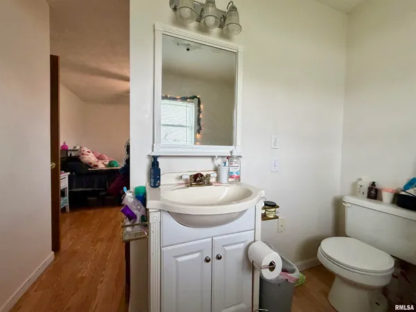 $127,000 | 318 Lift Street, Shawneetown, IL 62984