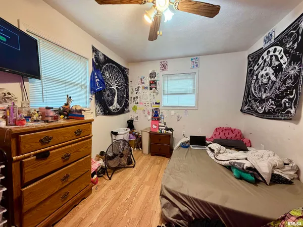 $127,000 | 318 Lift Street, Shawneetown, IL 62984