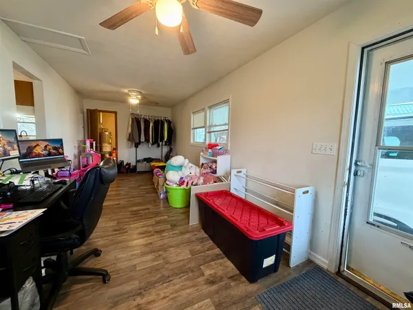 $127,000 | 318 Lift Street, Shawneetown, IL 62984