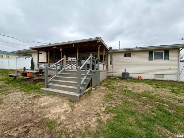 $127,000 | 318 Lift Street, Shawneetown, IL 62984