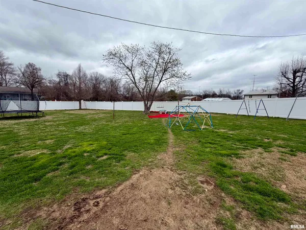 $127,000 | 318 Lift Street, Shawneetown, IL 62984