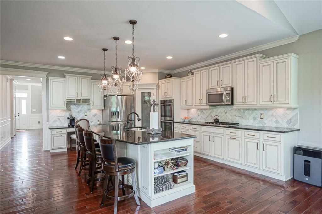 3898 Pelham Road Carmel, IN 46074 - Photo 12 of 59 Gallery Image 12