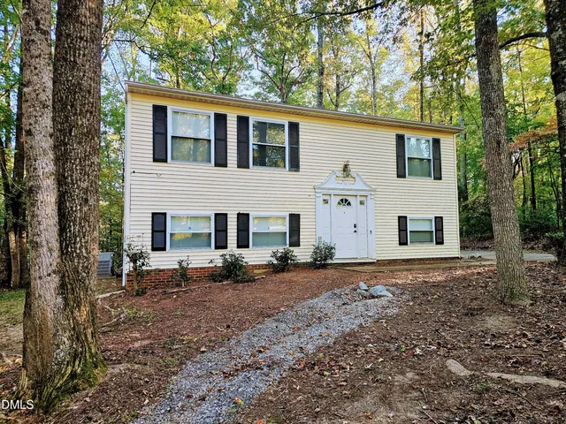 $365,000 | 325 Bainbridge Circle, Garner, NC 27529