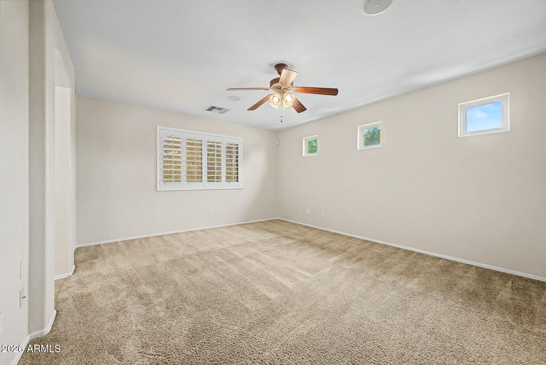 981 North 169th Avenue Goodyear, AZ 85338 - Photo 14 of 32 14 169th