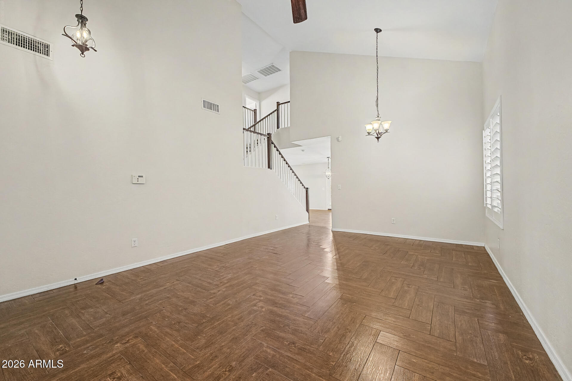 981 North 169th Avenue Goodyear, AZ 85338 - Photo 6 of 32 06 169th
