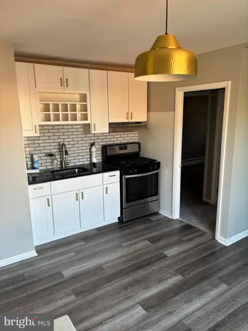 $1,325 | 707 Spruce Street, Collingdale, PA 19023