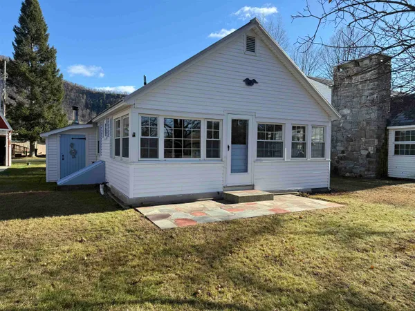 $265,000 | 21 Lakes End Lane, Wells, VT 05774