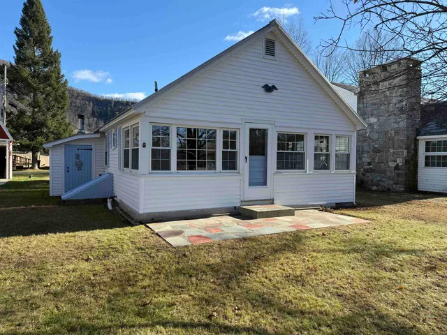 $275,000 | 21 Lakes End Lane, Wells, VT 05774