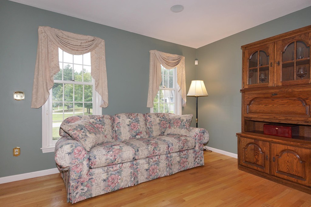4 Rooks Way Westford, MA 01886 - Photo 14 of 29 Gallery Image 14