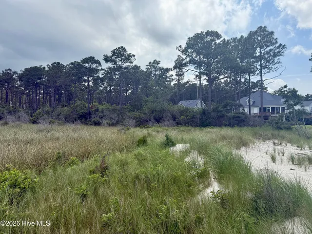 $175,000 | 558 Sandy Point Drive, Beaufort, NC 28516