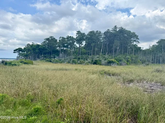 $175,000 | 558 Sandy Point Drive, Beaufort, NC 28516