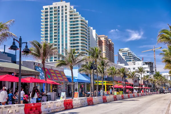 $4,900 | 3705 Northeast 16th Avenue, Oakland Park, FL 33334