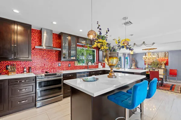 $4,900 | 3705 Northeast 16th Avenue, Oakland Park, FL 33334