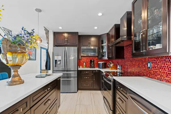 $4,900 | 3705 Northeast 16th Avenue, Oakland Park, FL 33334