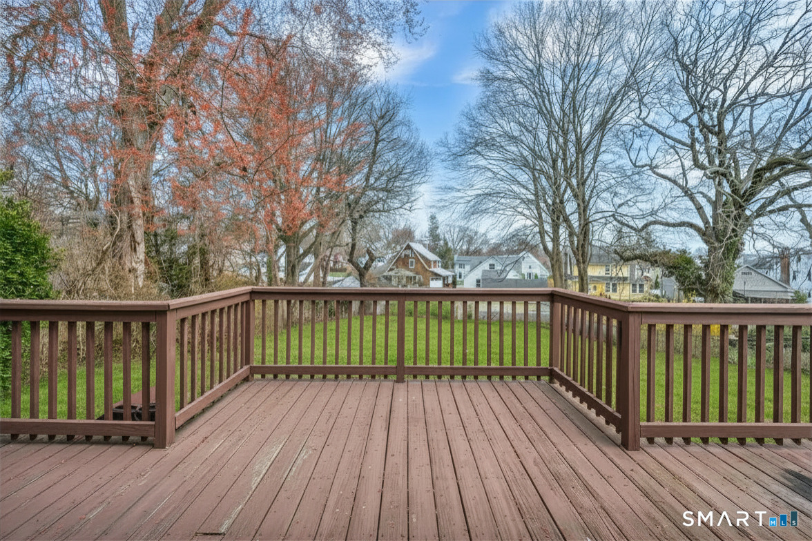 304 Huntington Road Stratford, CT 06614 - Photo 27 of 33