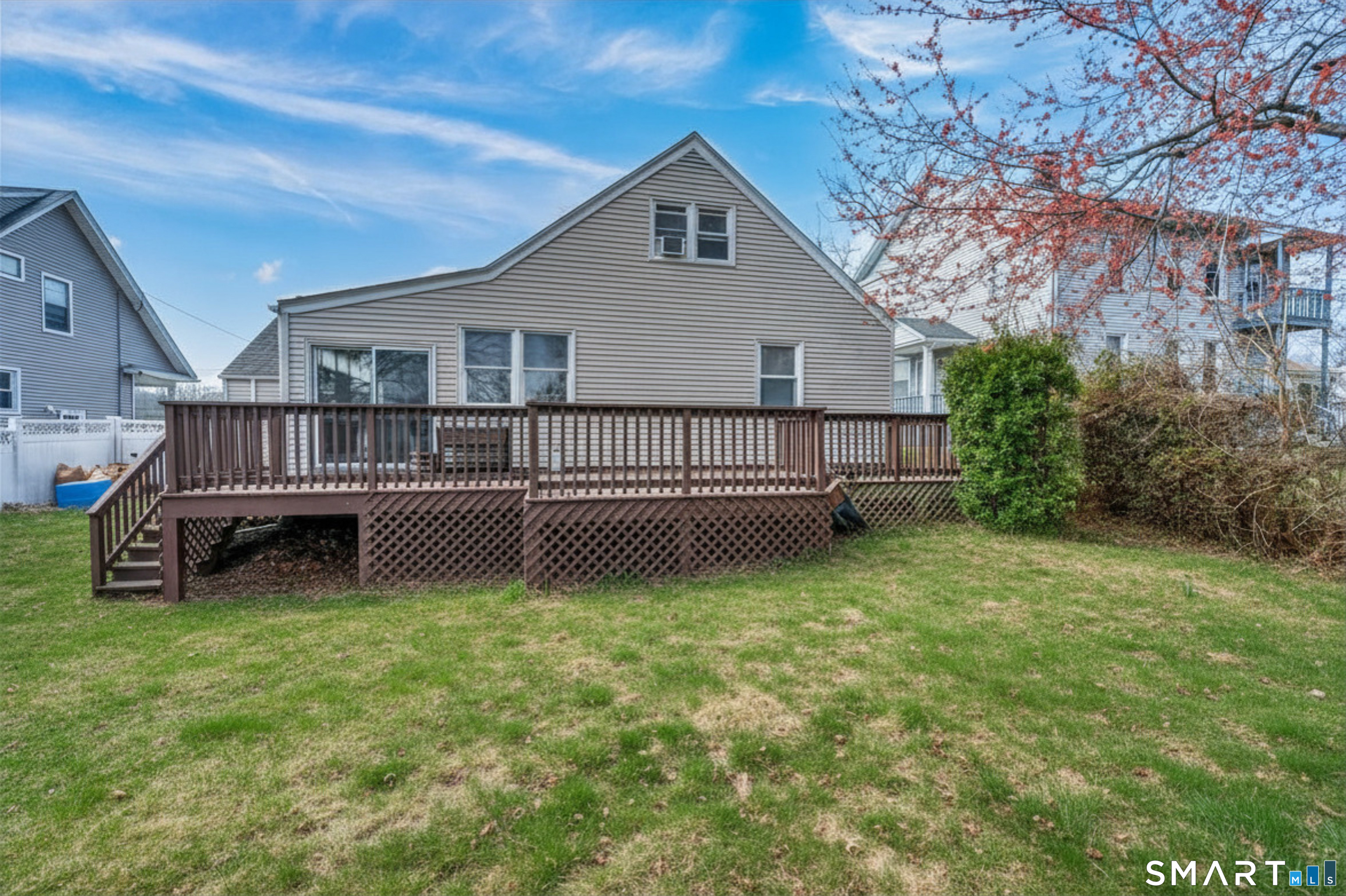 304 Huntington Road Stratford, CT 06614 - Photo 29 of 33
