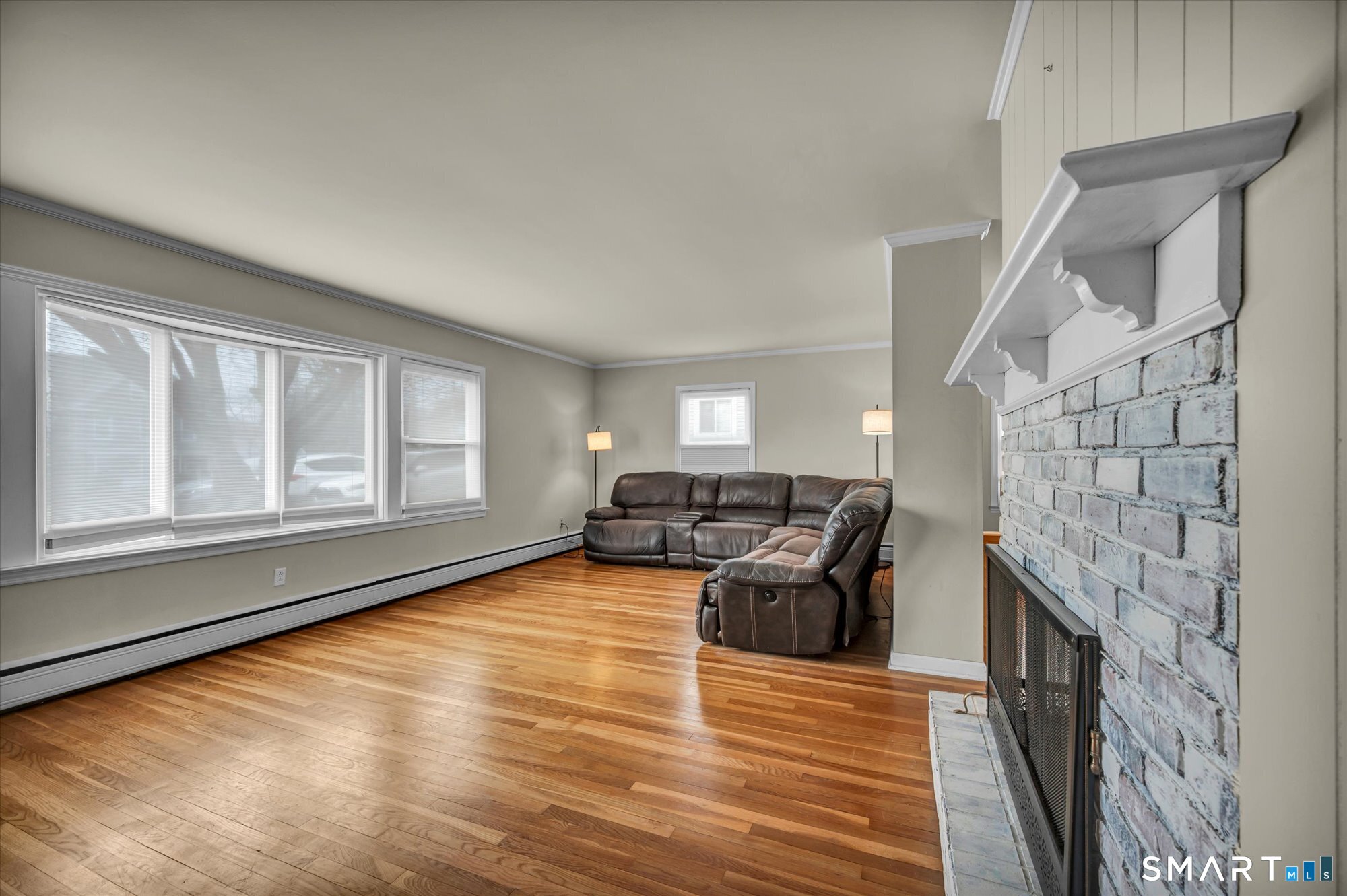 304 Huntington Road Stratford, CT 06614 - Photo 6 of 33