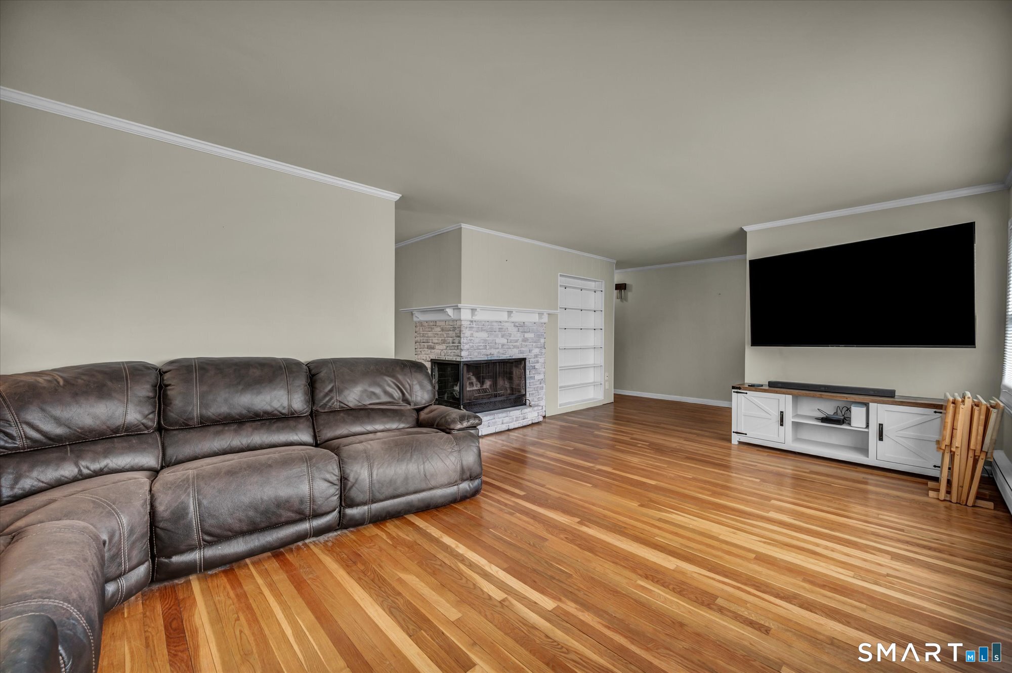 304 Huntington Road Stratford, CT 06614 - Photo 8 of 33