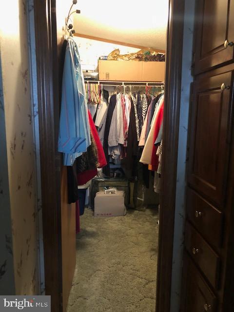 16923 Alcott Road Hagerstown, MD 21740 - Photo 18 of 38 Large Master Closet