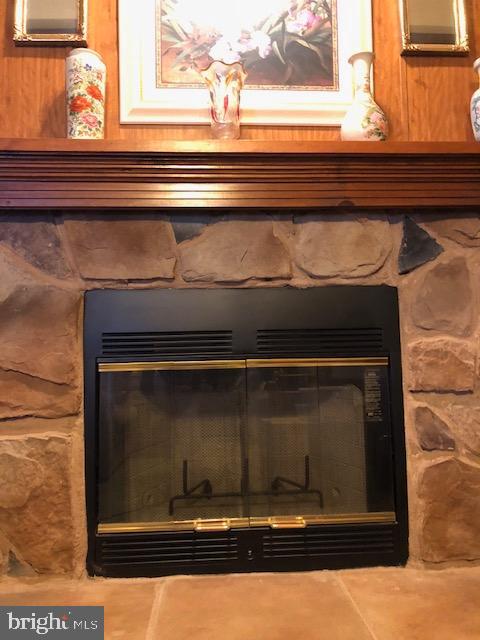 16923 Alcott Road Hagerstown, MD 21740 - Photo 8 of 38 Wood Burning Stove never used