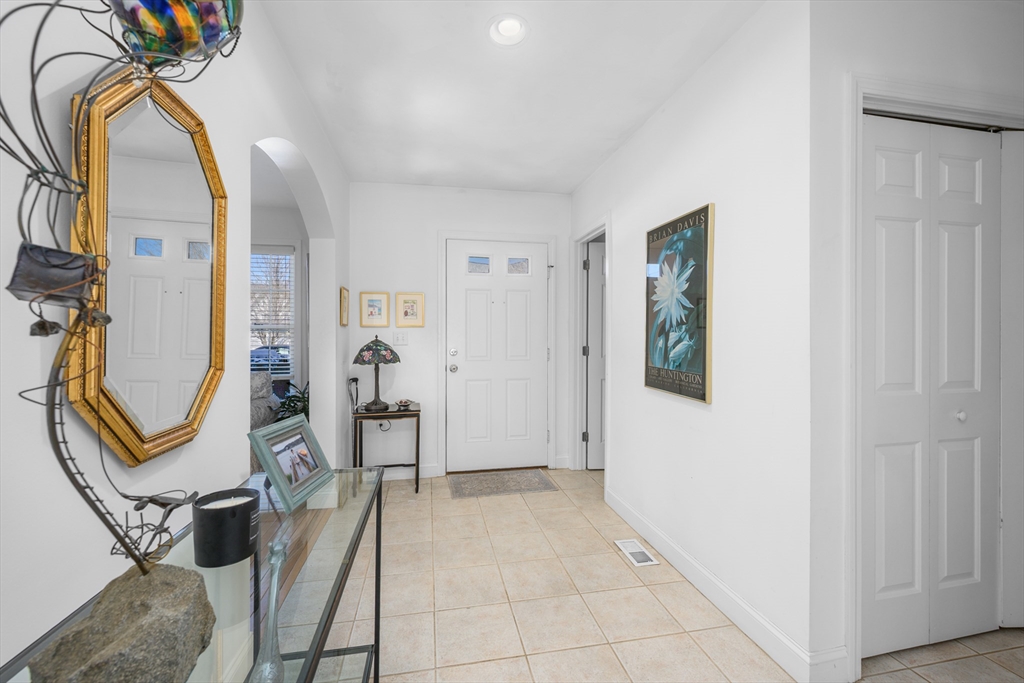 22 Stratford Ridge, Unit 22 Mashpee, MA 02649 - Photo 5 of 40