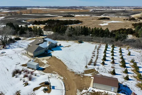 $695,000 | 17216 County Road 5 Northwest, New London, MN 56273