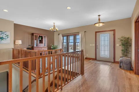 $695,000 | 17216 County Road 5 Northwest, New London, MN 56273