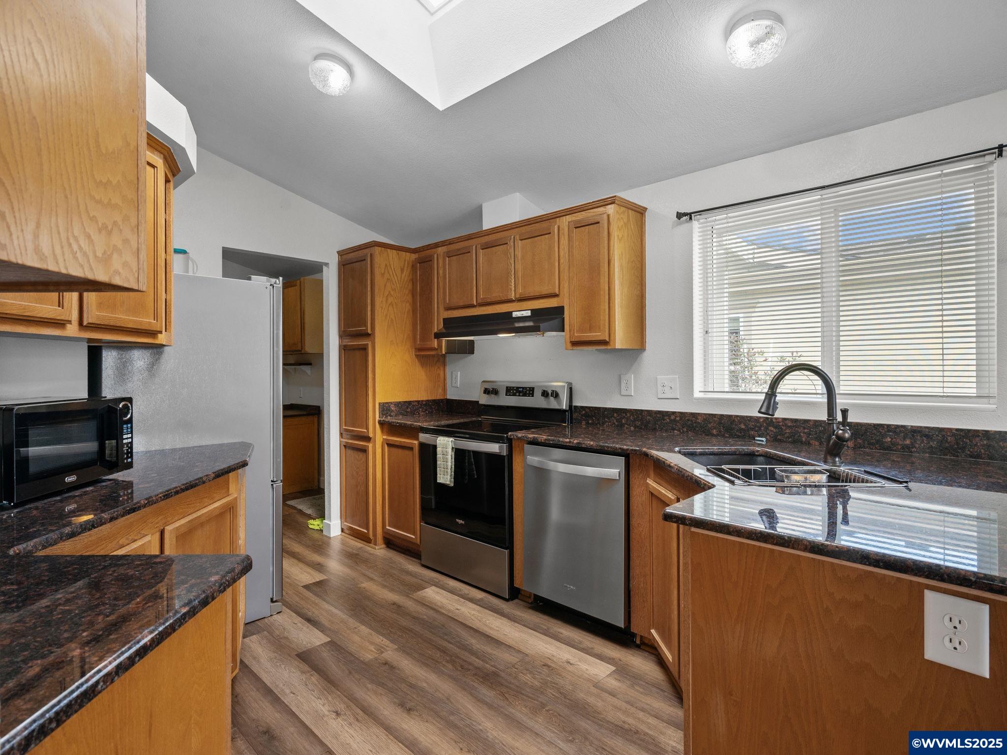 5422 Northeast Portland ( Road, Unit 20 Salem, OR 97305 - Photo 7 of 22 Gallery Image 7